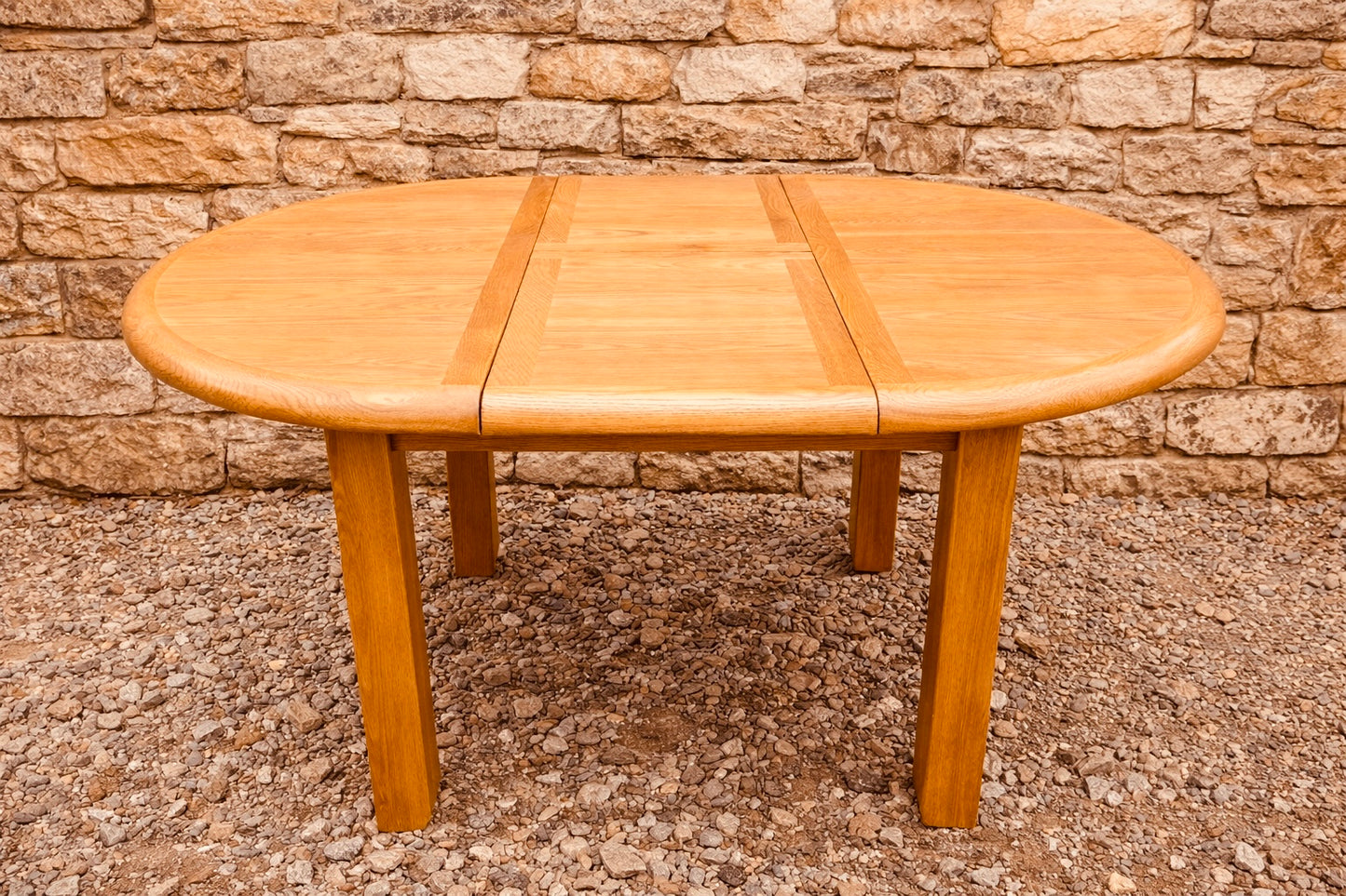 Solid Oak Extending Round Dining Table – Rustic Farmhouse 4–6 Seater
