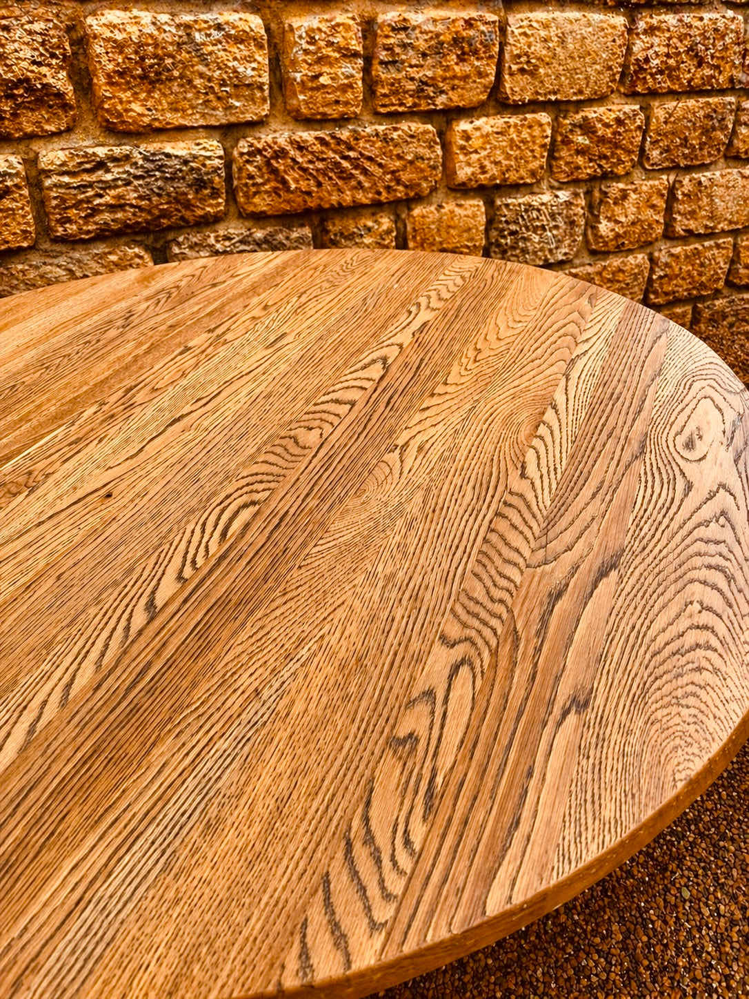 Mid Century Elm Oval Dining Table – Ercol Style Pedestal, 1970s Vintage