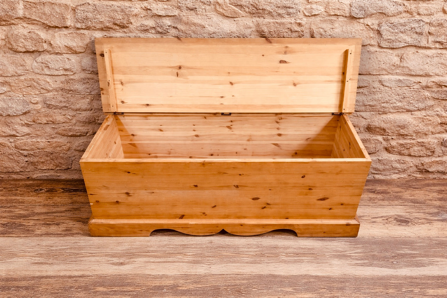 Vintage Style Pine Blanket Box / Rustic Wooden Storage Chest