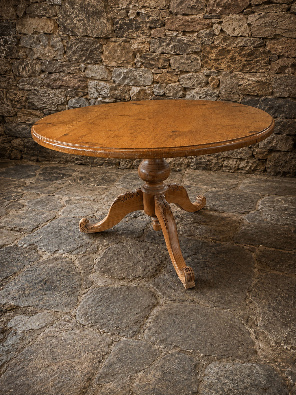 Victorian Tilt-Top Pedestal Dining Table | Antique Round Farmhouse Table c.1880–1910