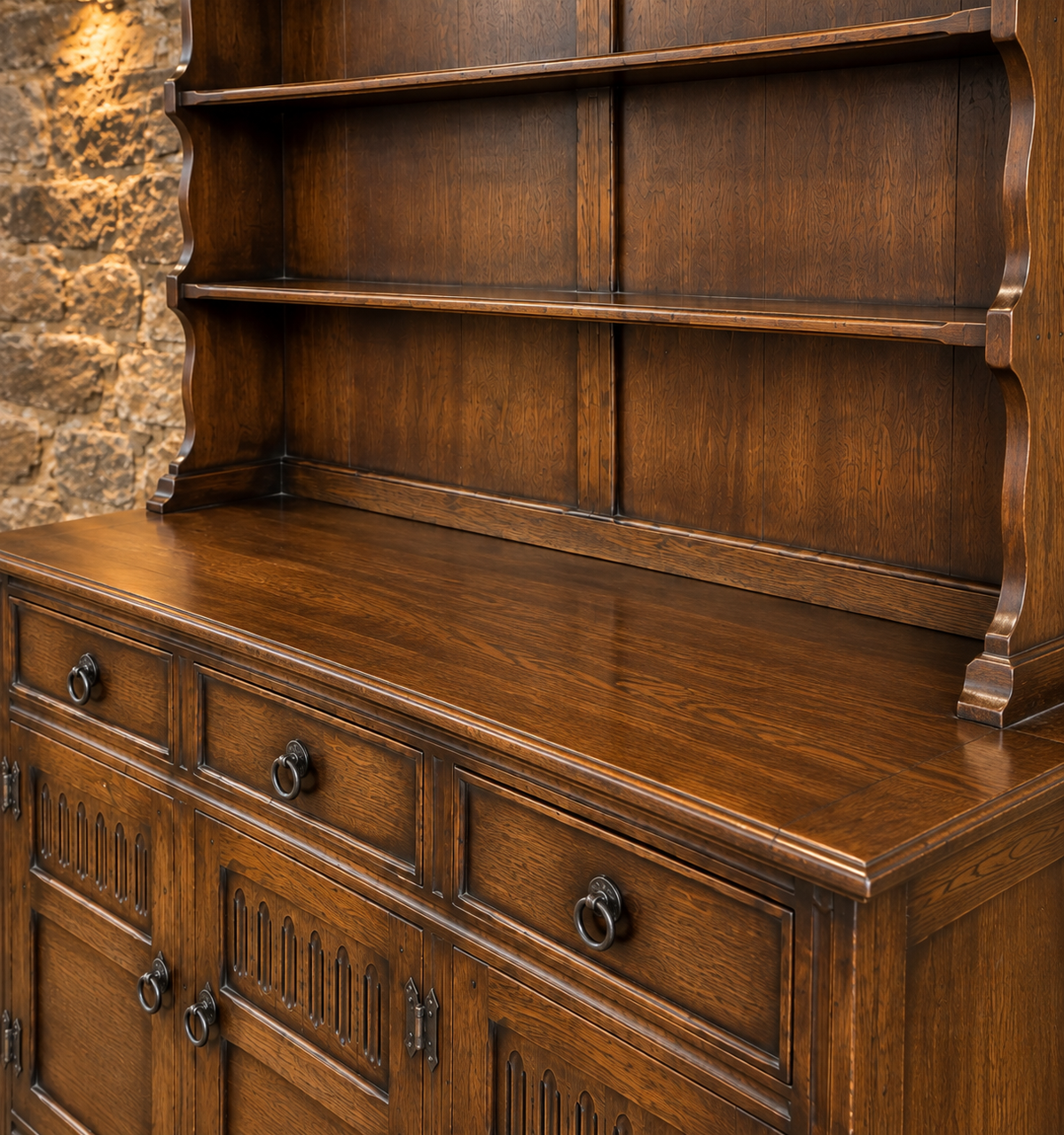 Vintage Solid Oak Welsh Style Dresser & Plate Rack