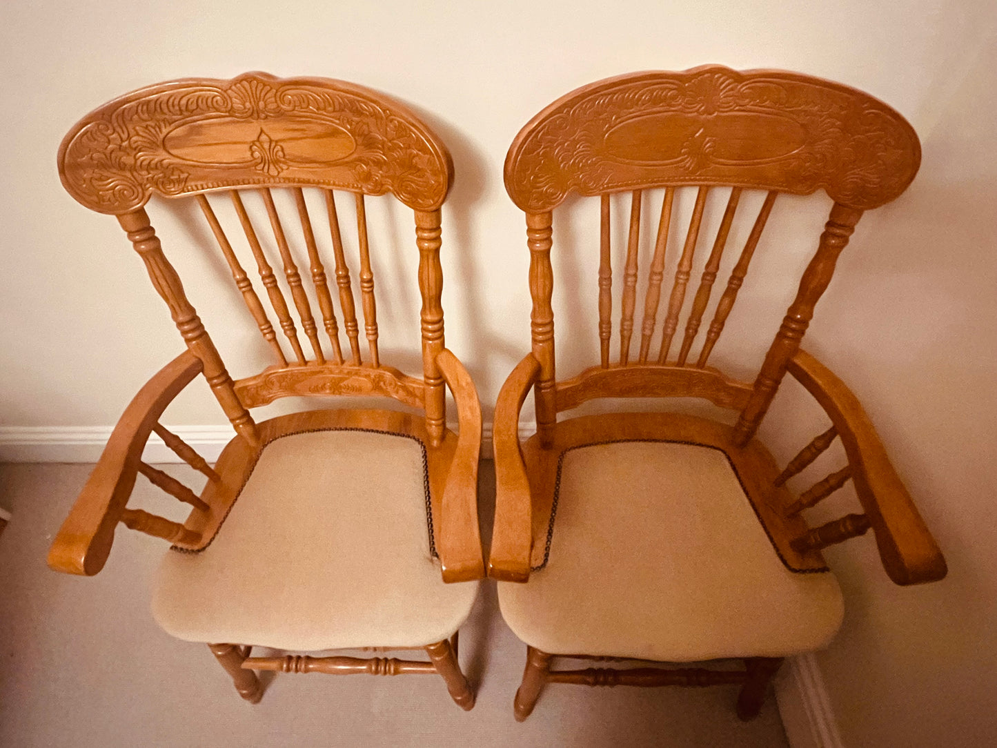 Pair of Solid Wood Farmhouse Carver Chairs with Upholstered Seats – Vintage Country Kitchen Style