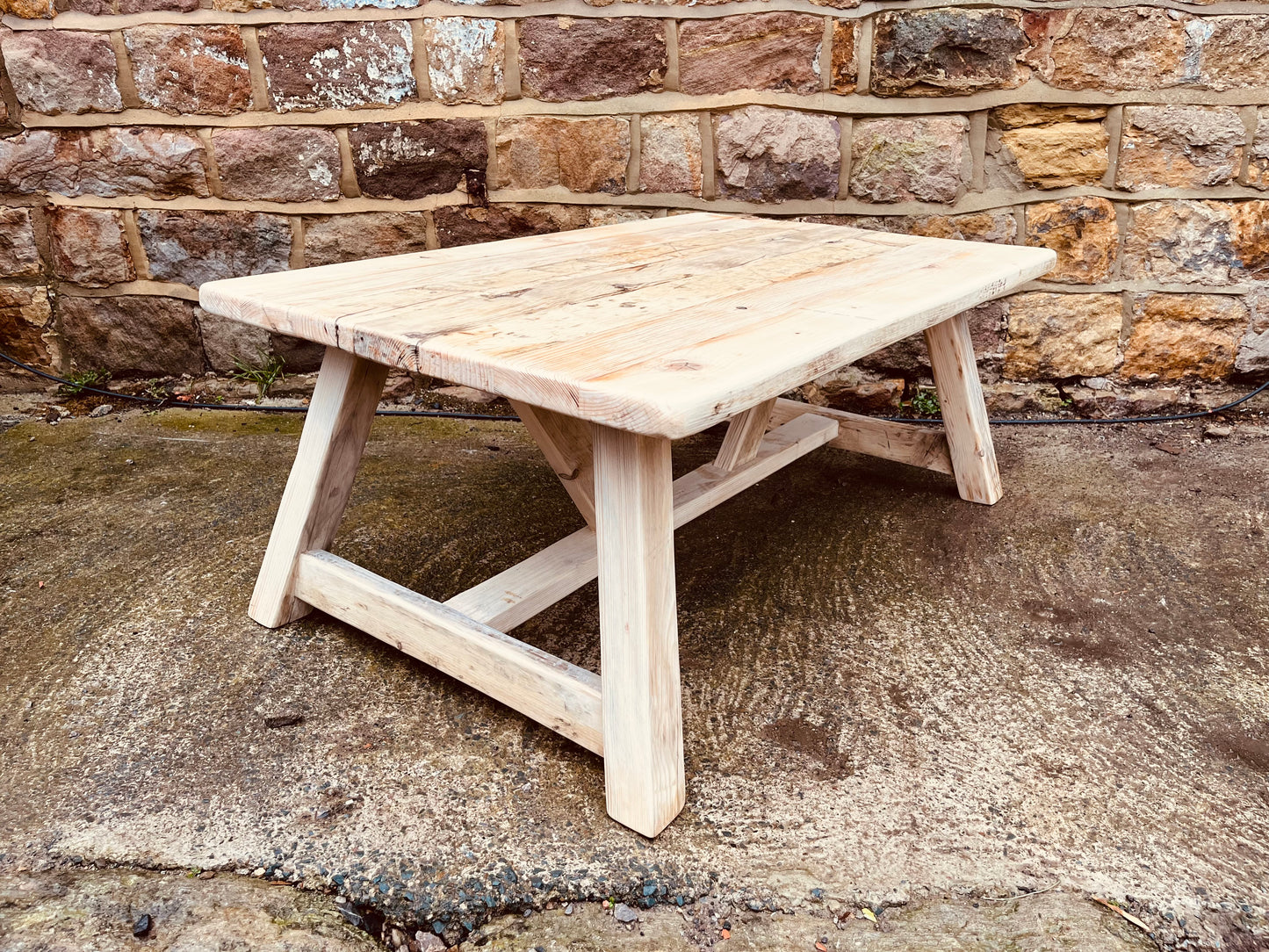 Handmade Reclaimed Wood Coffee Table – Rustic Farmhouse Style