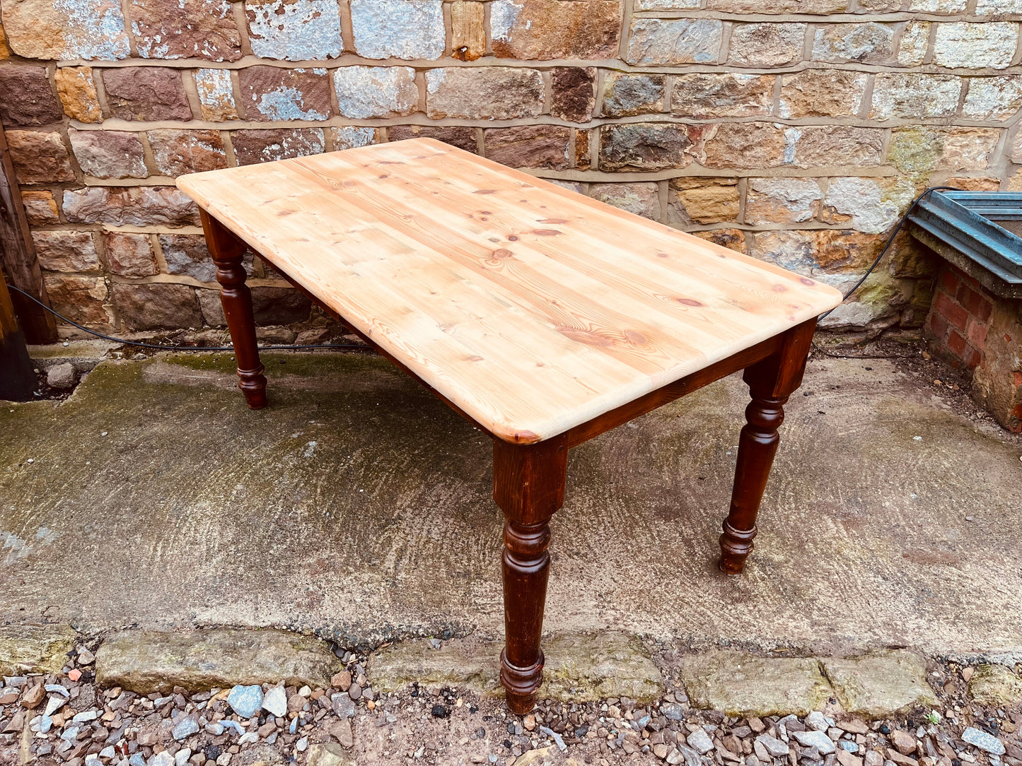 Reclaimed Pine Farmhouse Dining Table With Natural Sanded Top – Rustic Turned Leg Kitchen Table