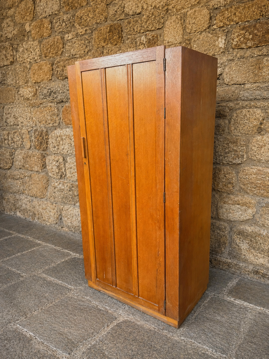 Arts & Crafts Oak Compact Wardrobe