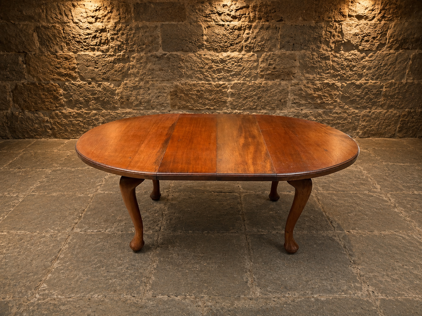 Antique Walnut Extending Dining Table – Circa 1920 Queen Anne Style Oval Table