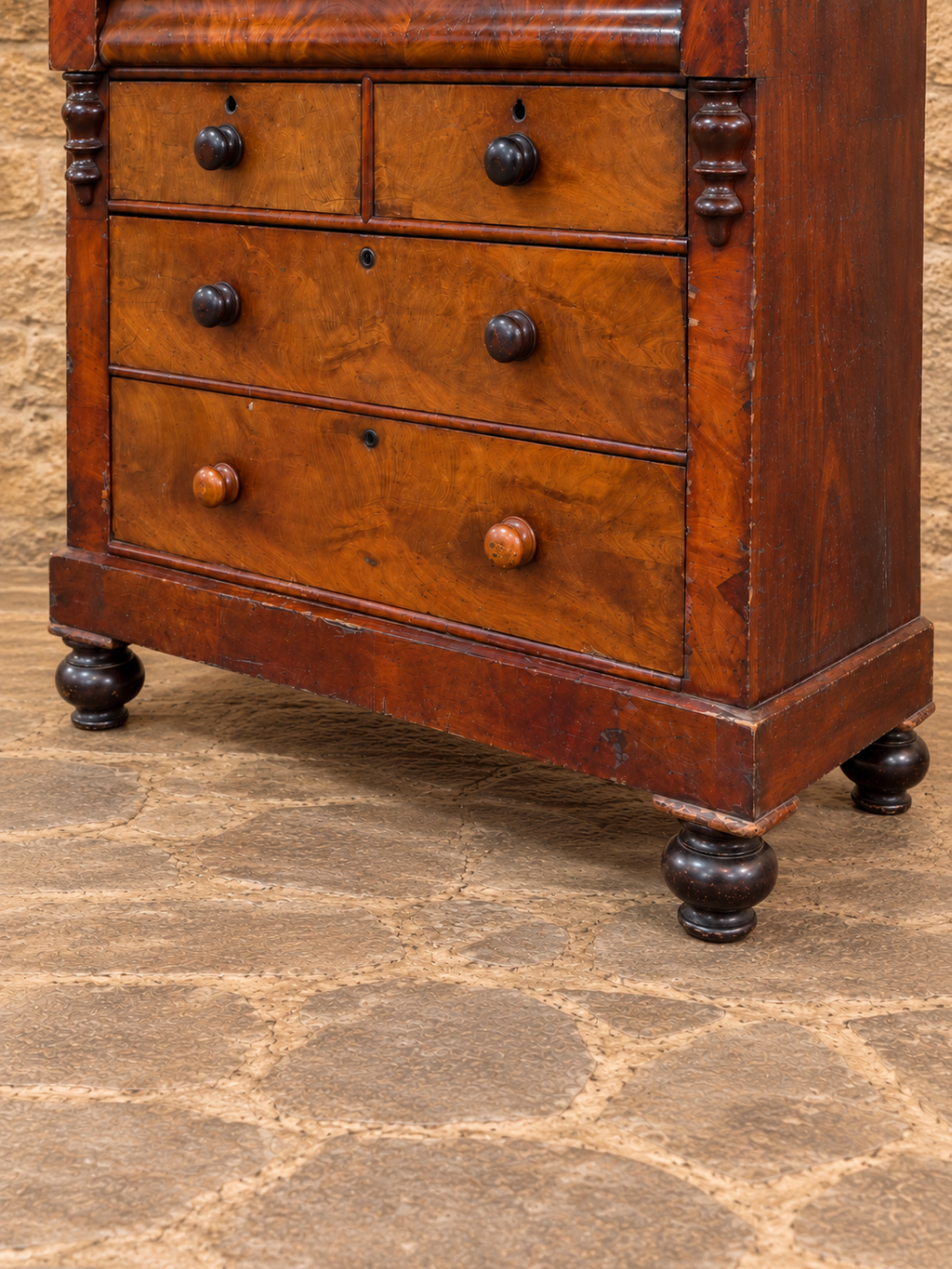 Victorian figured veneer chest of drawers, circa 1860