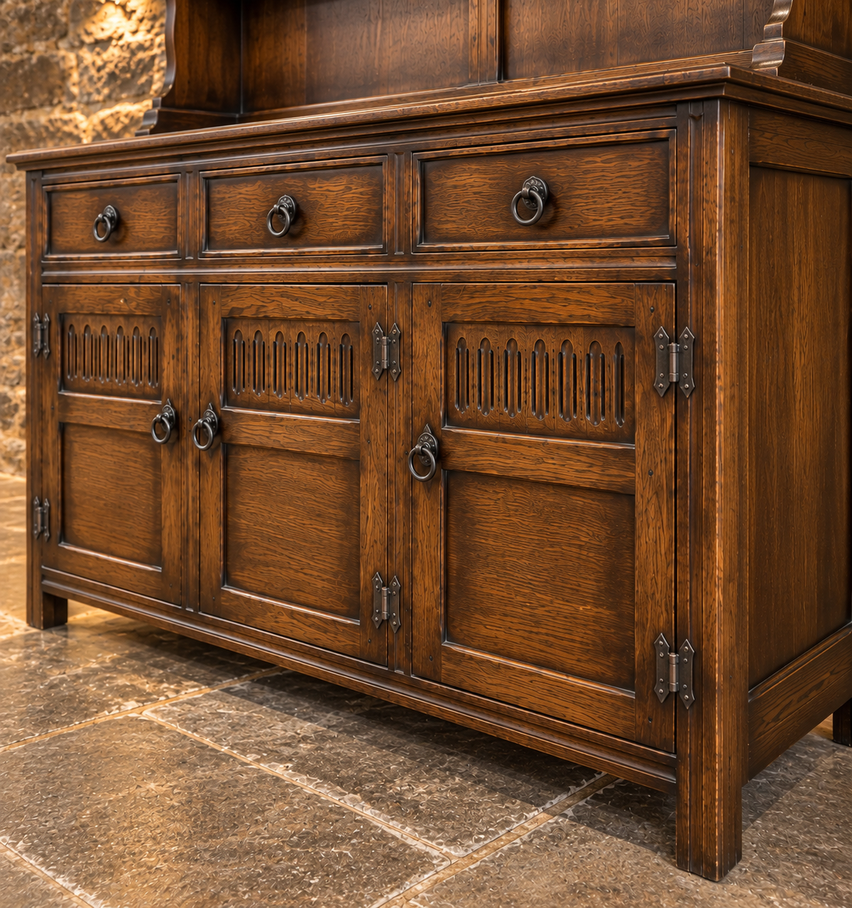Vintage Solid Oak Welsh Style Dresser & Plate Rack