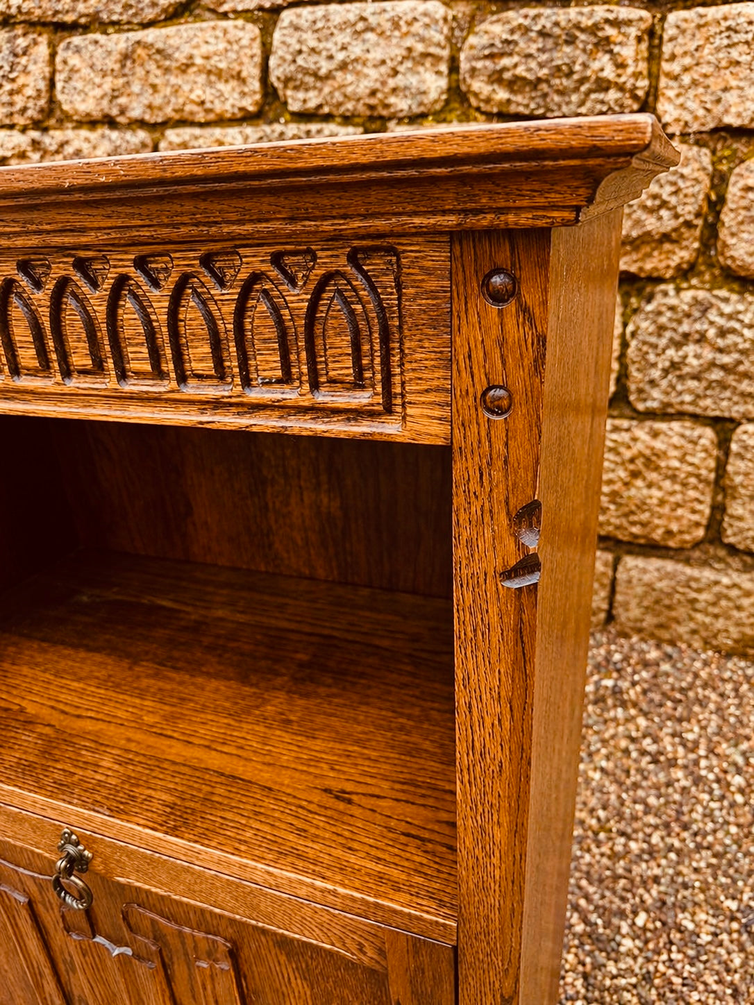 Vintage Oak Drinks Cabinet with Leaded Glass & Carved Detail