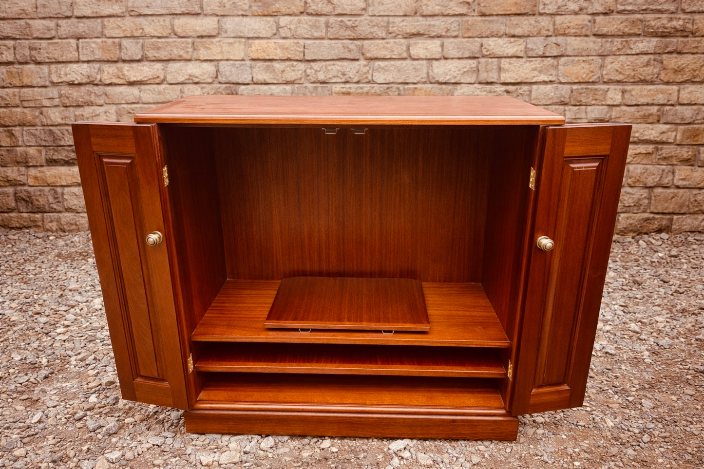 Vintage Style Wooden Sideboard Cabinet with Panelled Doors