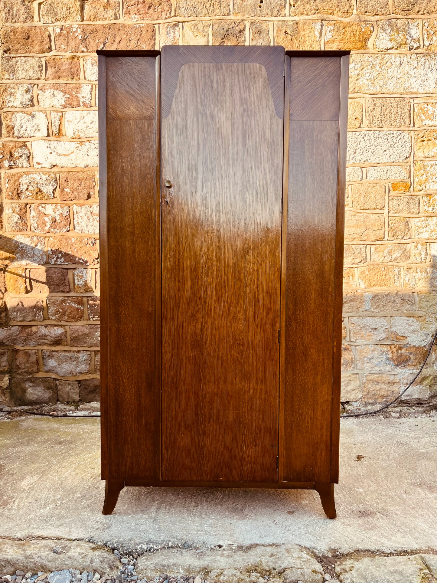Mid-Century Oak Single Wardrobe – Vintage 1950s Bedroom Storage