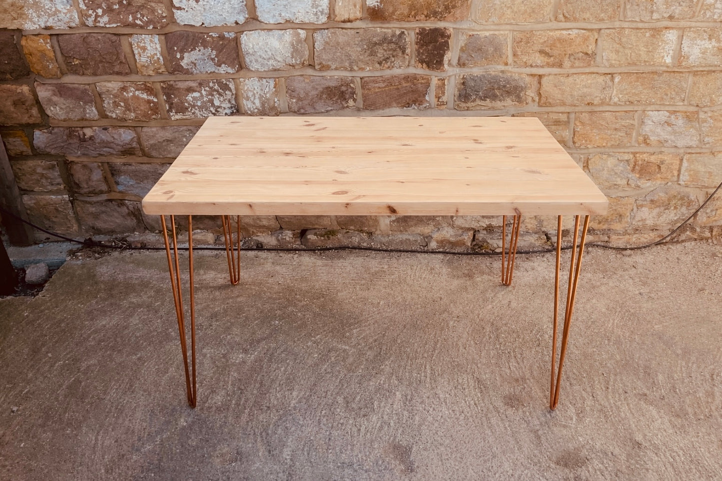 Solid Pine Hairpin Leg Dining Table with Natural Wood Top and Copper Legs (Seats 4–6)
