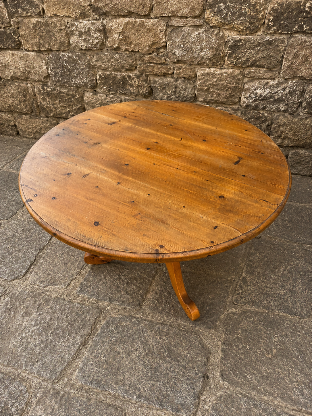 Large Round Pine Pedestal Dining Table