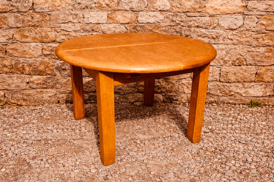 Solid Oak Extending Round Dining Table – Rustic Farmhouse 4–6 Seater