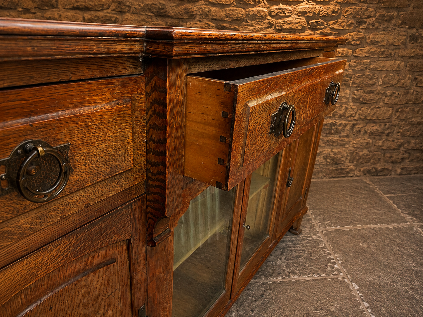 Antique Edwardian Figured Oak Sideboard c.1900 – Glazed Country House Buffet Cabinet