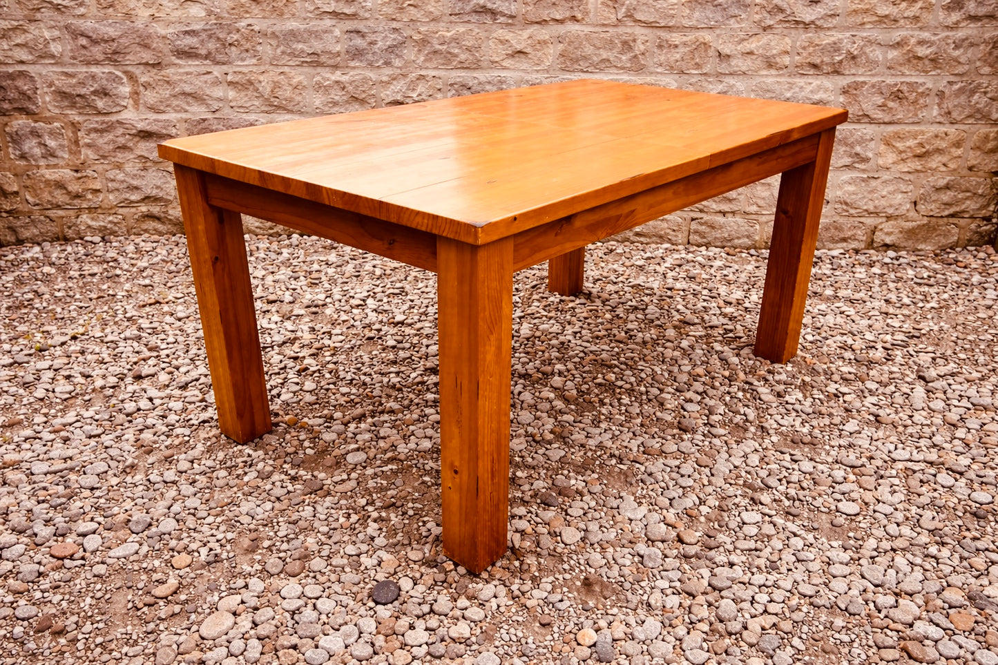 Solid Pine Farmhouse Extending Dining Table – Rustic Kitchen Table Seats 6–8