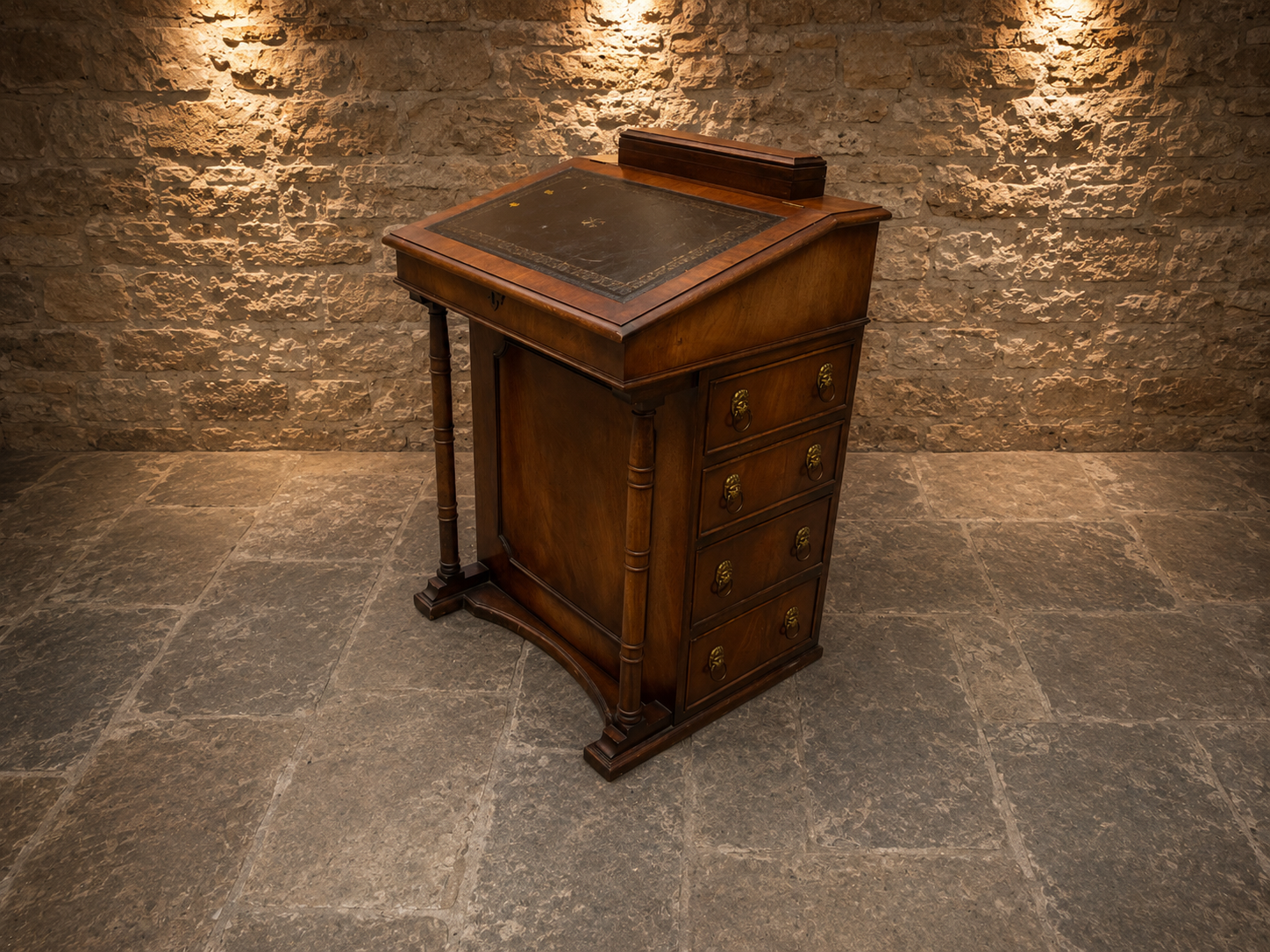 Antique Davenport Writing Desk – Circa 1880–1910 – Leather Top & Fitted Interior