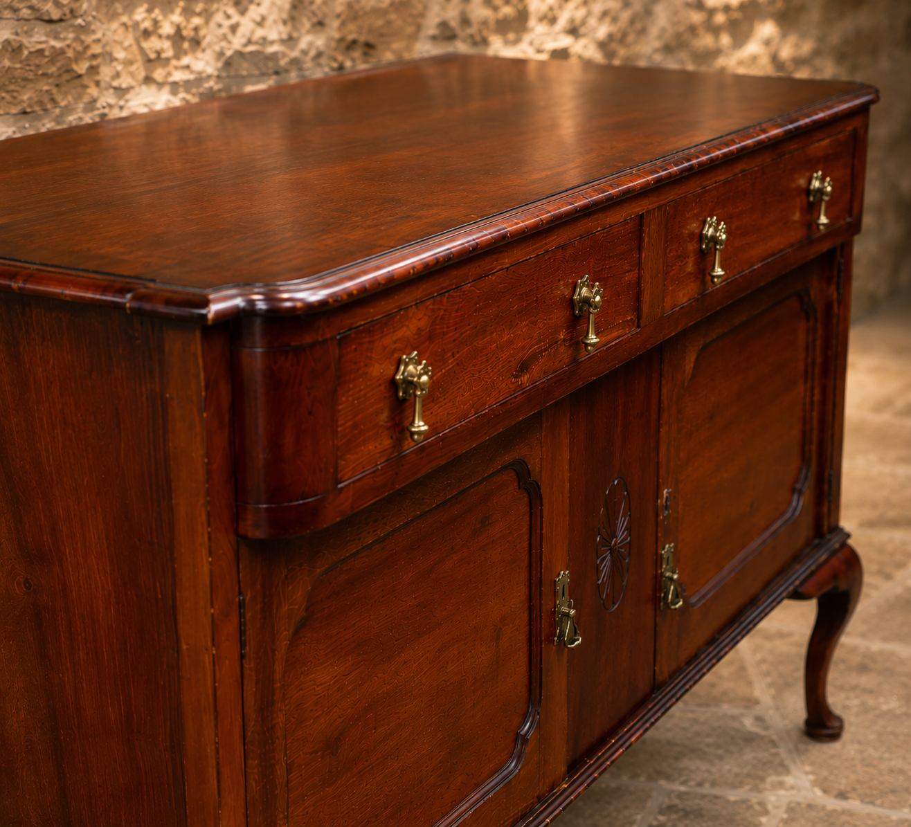 Vintage Georgian Style Mahogany Sideboard – Three Drawer Buffet Cabinet with Cupboard Storage