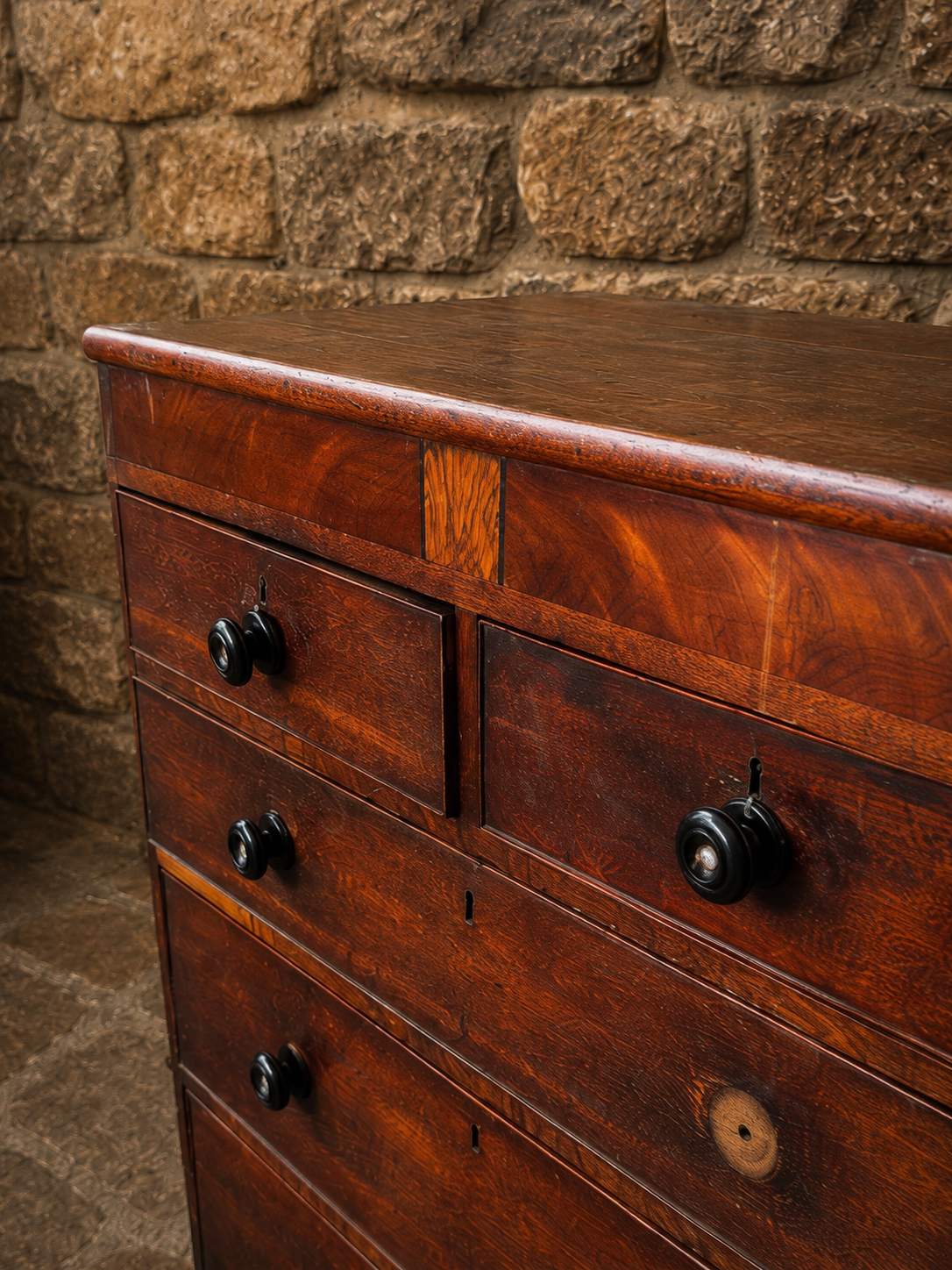 Antique Georgian Mahogany Chest of Drawers – Early 19th Century Country House Chest