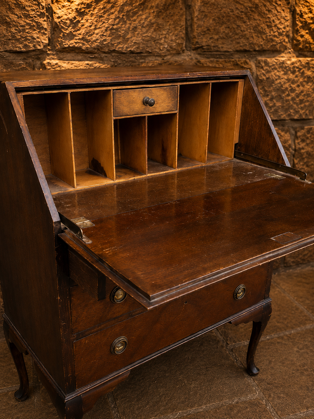 Vintage Georgian Revival Mahogany Bureau