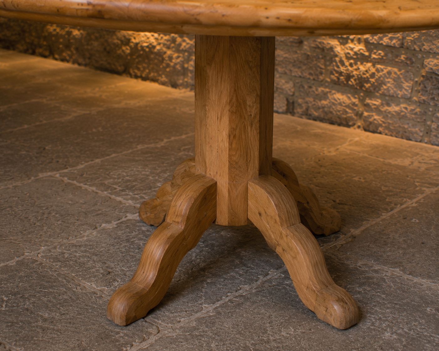 Large Solid Oak Round Pedestal Dining Table – Handmade Reclaimed Oak Farmhouse Table