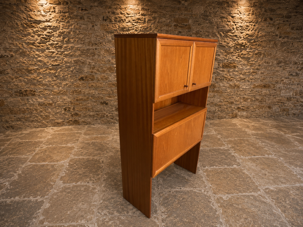 Vintage Mid-Century Modern Teak Cocktail Cabinet Drinks Cabinet c.1970
