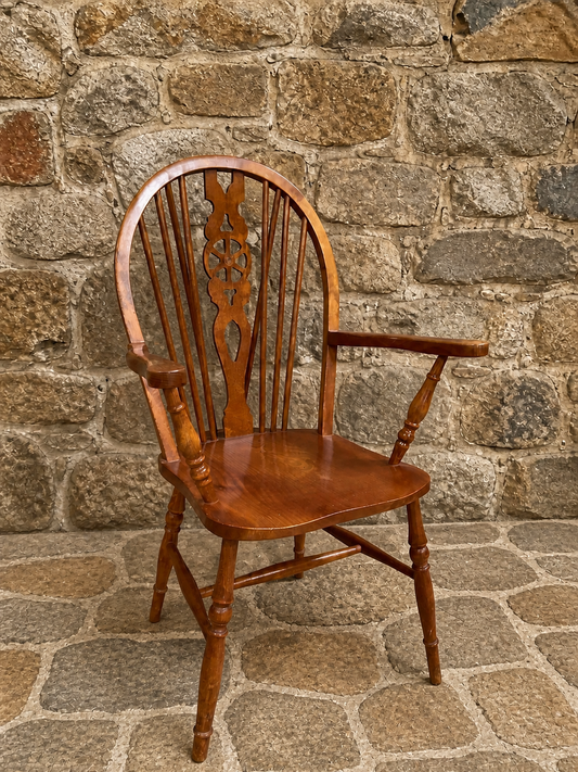 Vintage Windsor Armchair with Pierced Splat – Traditional English Hoop Back Chair