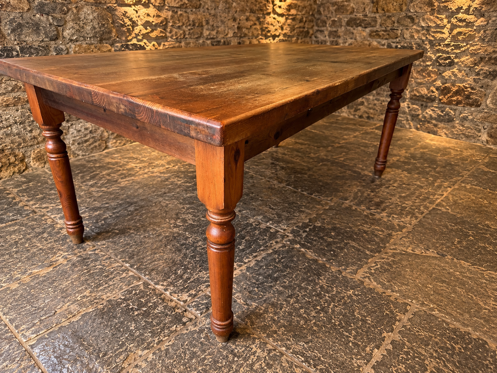 Antique Victorian Pine Farmhouse Dining Table – c.1880