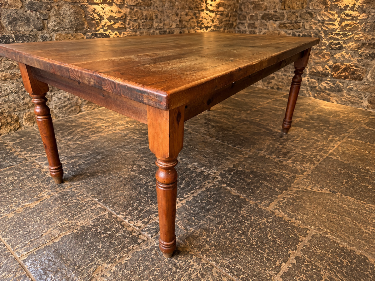 Antique Victorian Pine Farmhouse Dining Table – c.1880