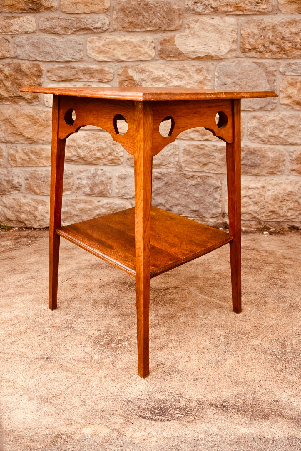 Arts & Crafts Oak Side Table with Pierced Detail – Vintage 1930s Lamp / Bedside Table