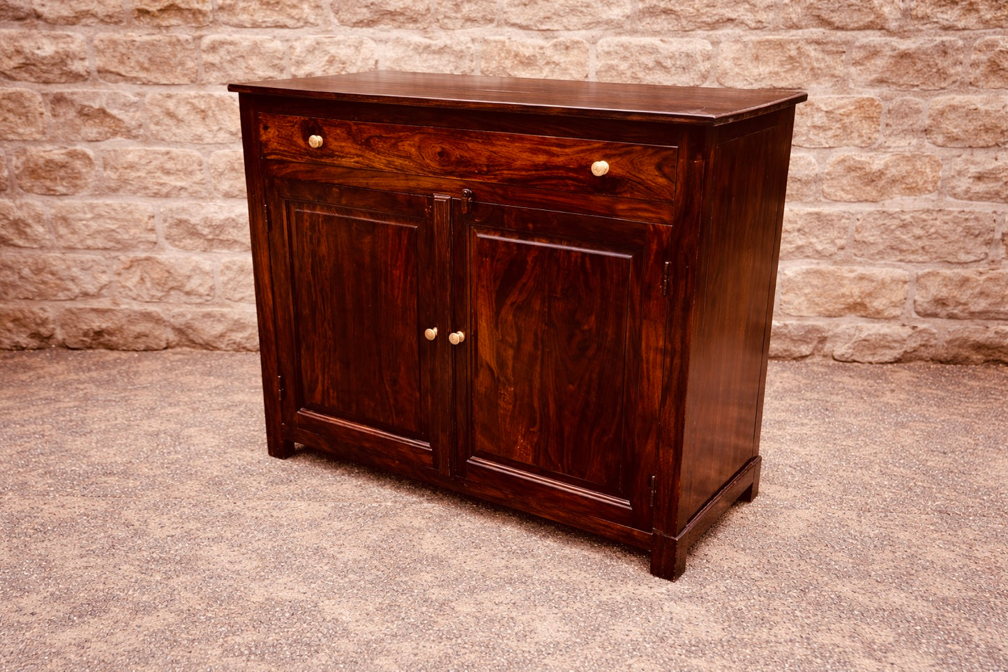 Georgian Style Mahogany Sideboard Cabinet – Vintage Storage Cupboard with Shelves & Internal Drawers