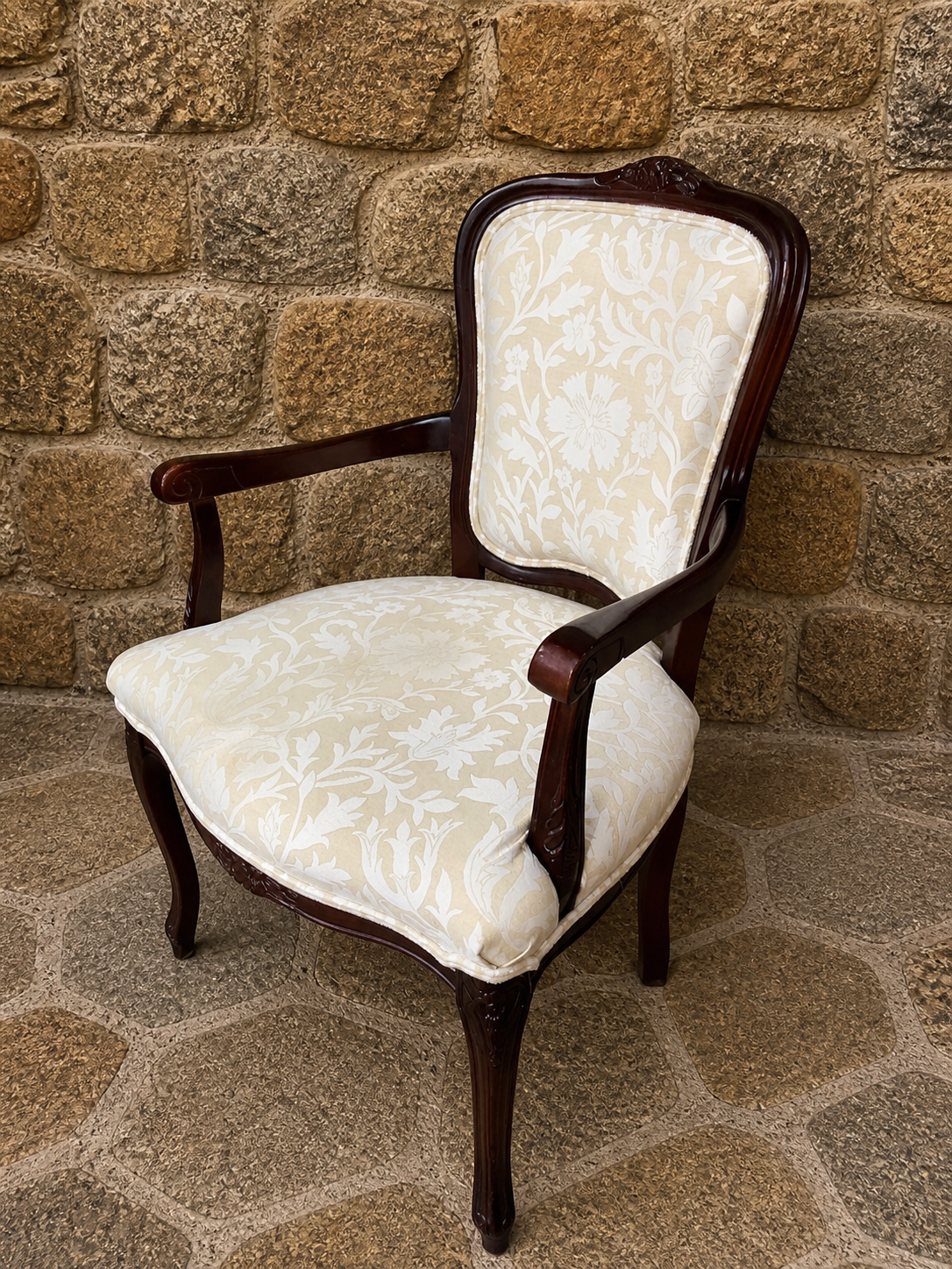 French Louis XV Style Armchair – Upholstered Vintage Fauteuil with Carved Frame