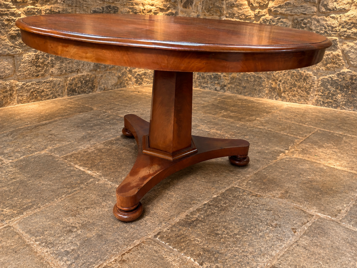 Antique Regency Mahogany Round Pedestal Dining Table – Circa 1820–1835