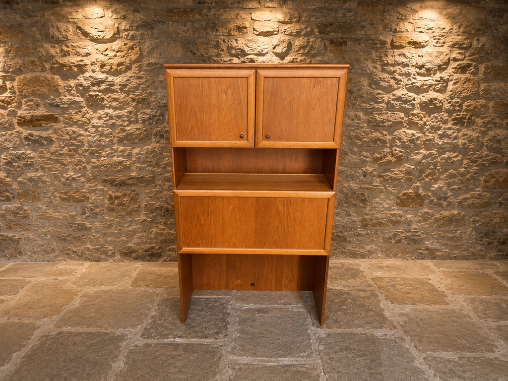 Vintage Mid-Century Modern Teak Cocktail Cabinet Drinks Cabinet c.1970