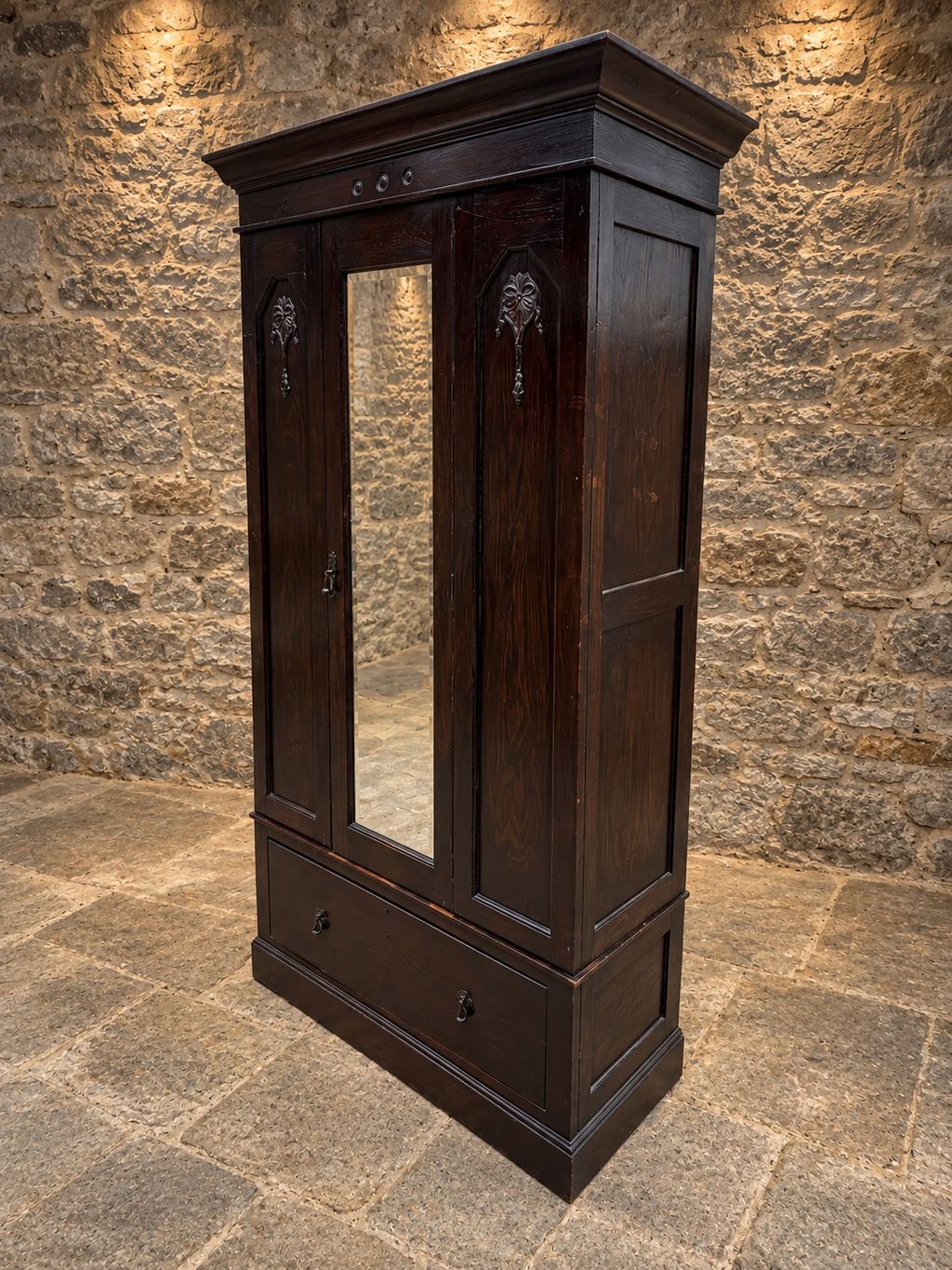 Antique Dark Oak Mirrored Wardrobe – Late Victorian / Edwardian c.1900