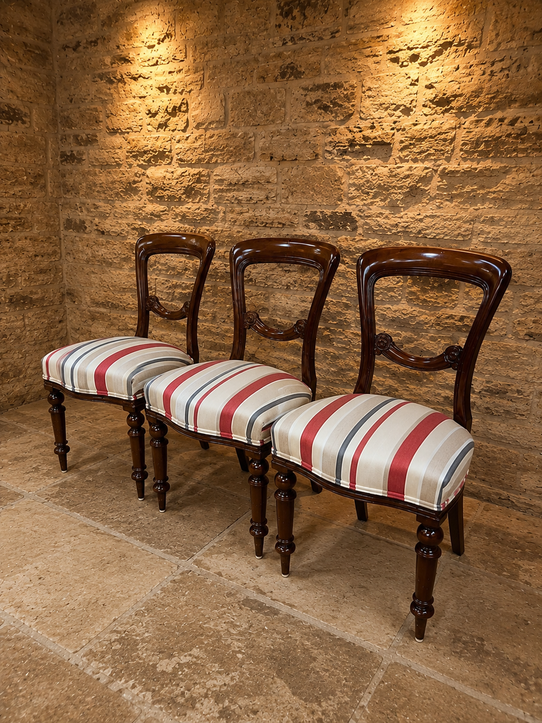 Set of 3 Antique Victorian Mahogany Balloon Back Dining Chairs – Circa 1870