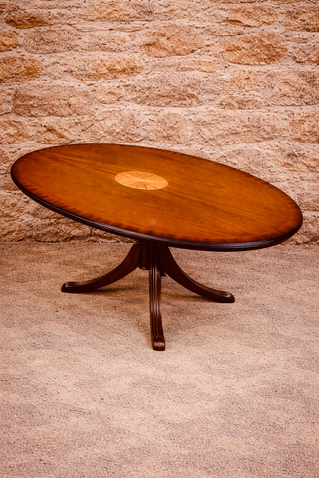 Georgian Style Mahogany Oval Dining Table c.1920