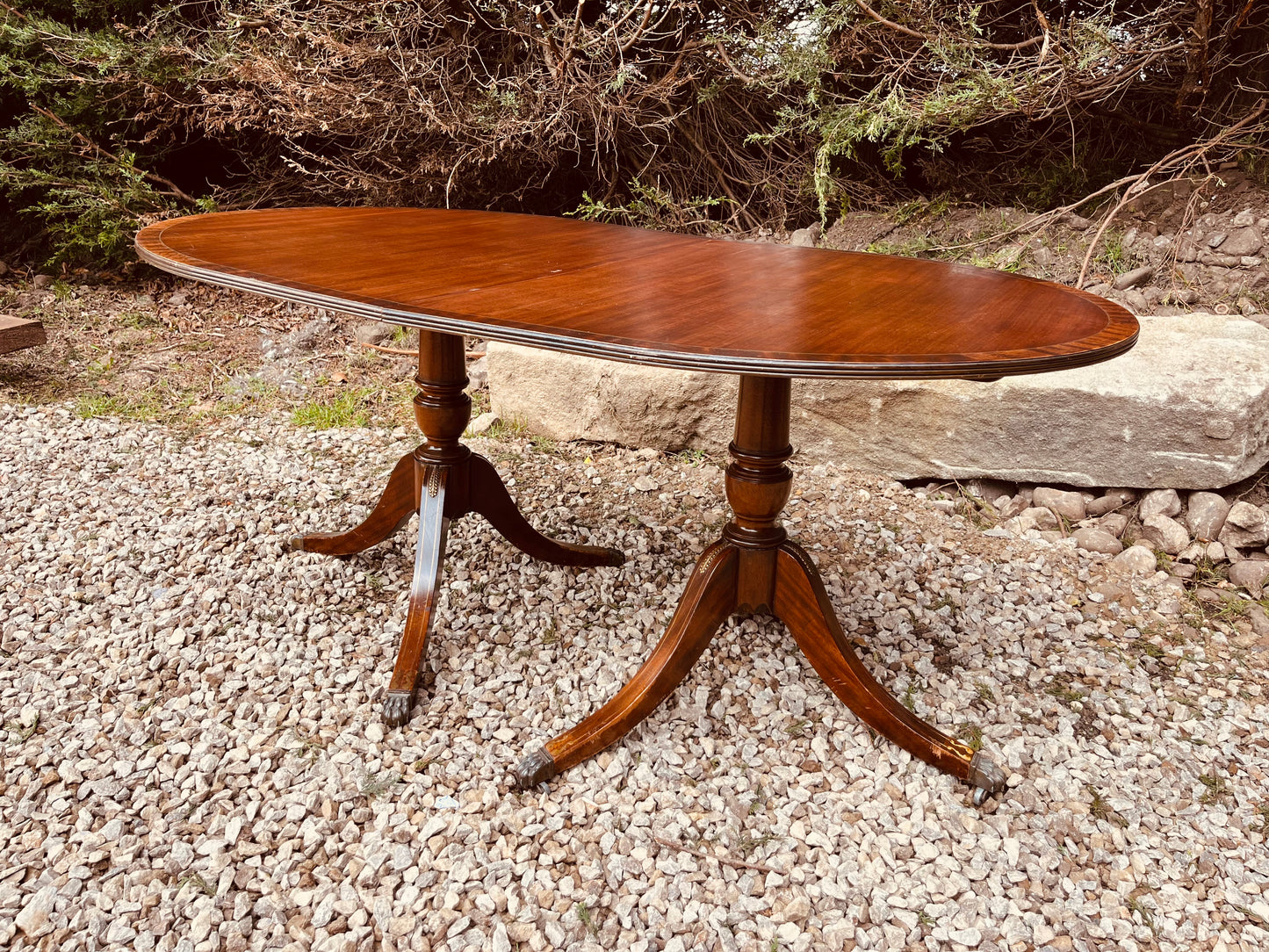 Antique Edwardian Mahogany Twin Pedestal Dining Table – Oval Crossbanded Top – Seats 6–8