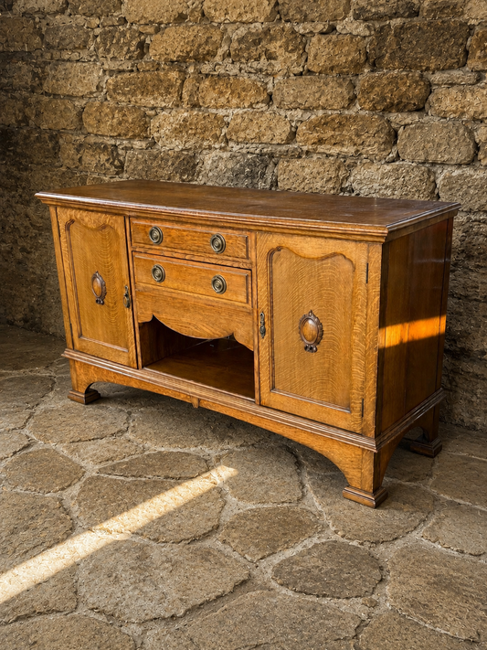 Edwardian Arts & Crafts Oak Sideboard c.1910