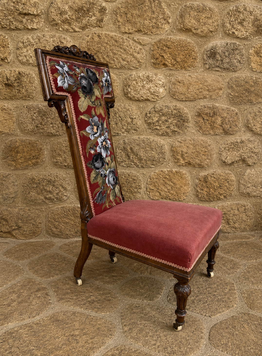 Victorian Walnut Prie Dieu Chair c1860–1880