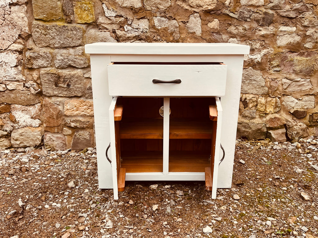 Rustic Cream Painted Solid Wood Cabinet – Farmhouse Cupboard with Drawer