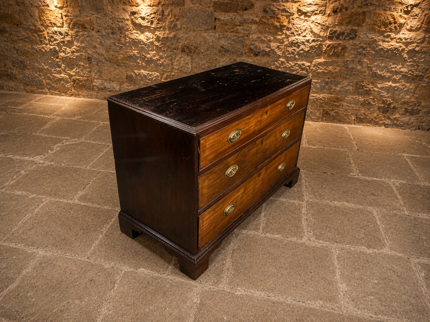 Antique George III Mahogany Bachelor’s Chest of Drawers c.1790