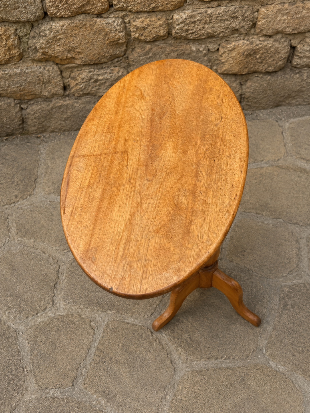 Vintage Oval Tilt Top Occasional Table
