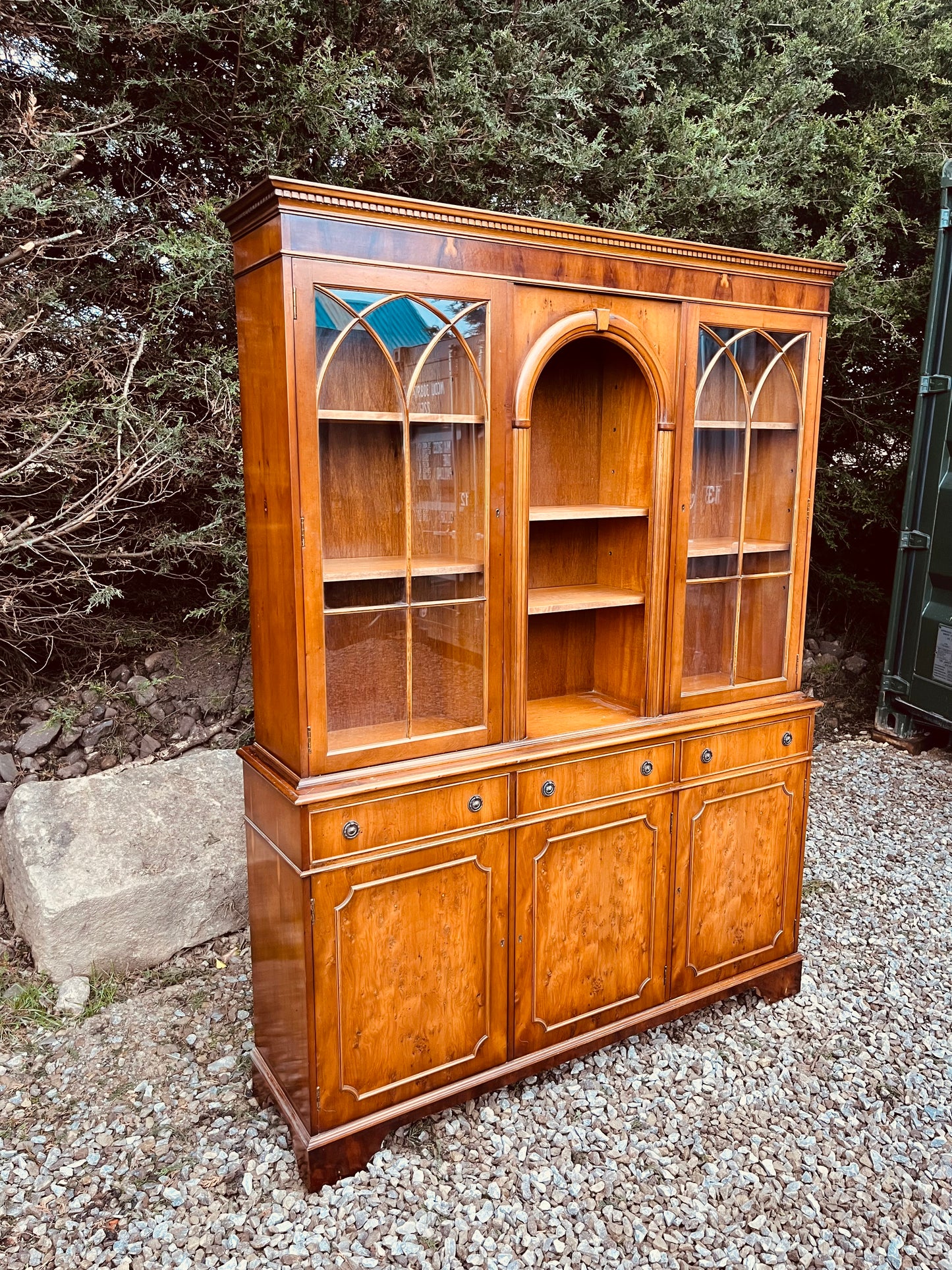 Large Georgian Style Burr Wood Display Cabinet – Glazed Bookcase Dresser
