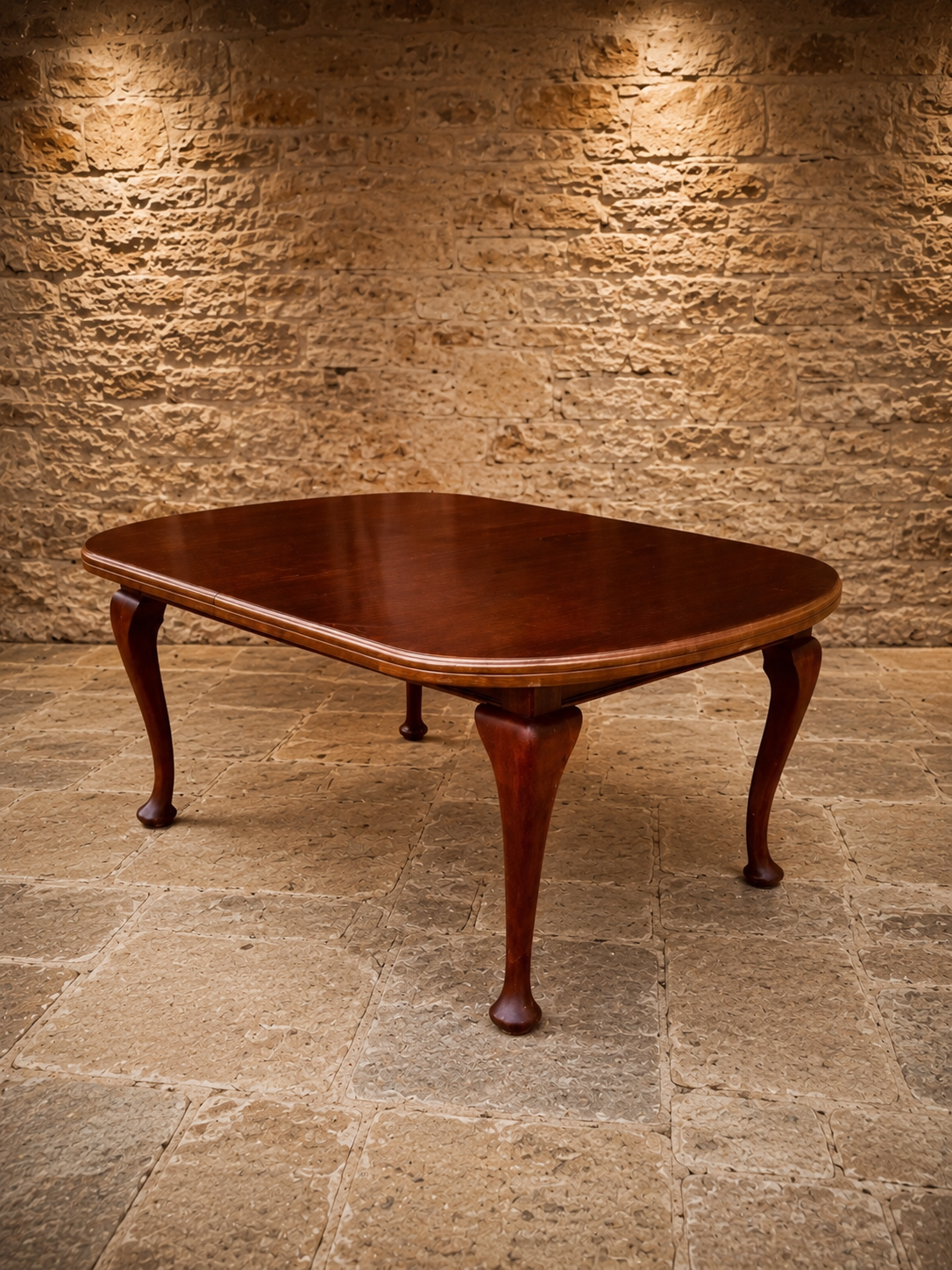 Queen Anne Style Mahogany Extending Dining Table