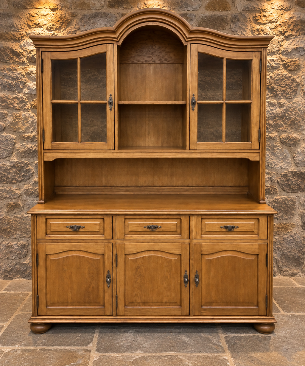 Vintage Solid Oak Country House Dresser – Large Glazed Display Cabinet