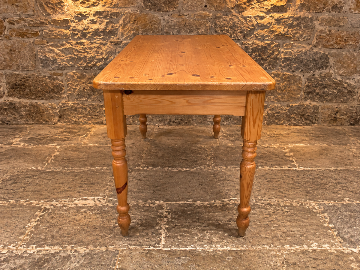 Late Victorian Solid Pine Farmhouse Dining Table c.1880–1900