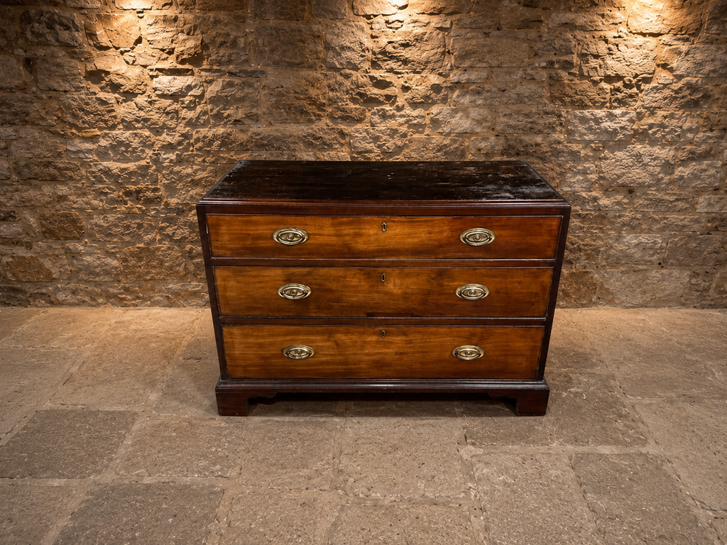 Antique George III Mahogany Bachelor’s Chest of Drawers c.1790
