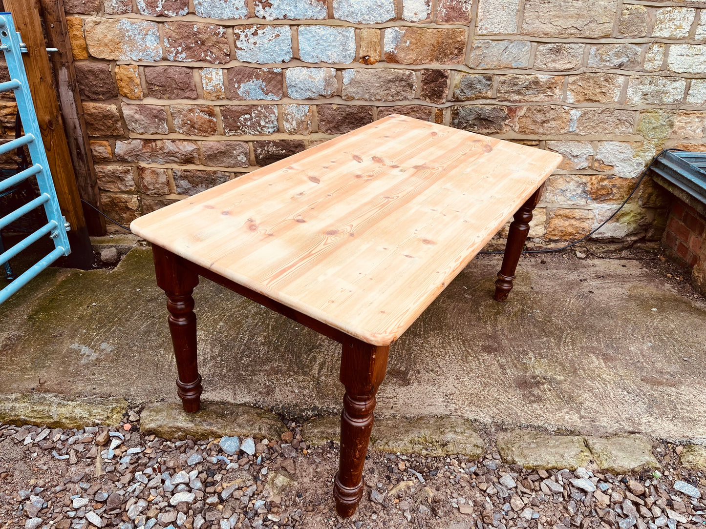 Reclaimed Pine Farmhouse Dining Table With Natural Sanded Top – Rustic Turned Leg Kitchen Table