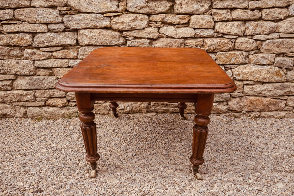 Antique Victorian Oak Dining Table – Early 20th Century Turned Leg Farmhouse Table